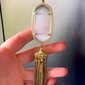 Kendra Scott necklace